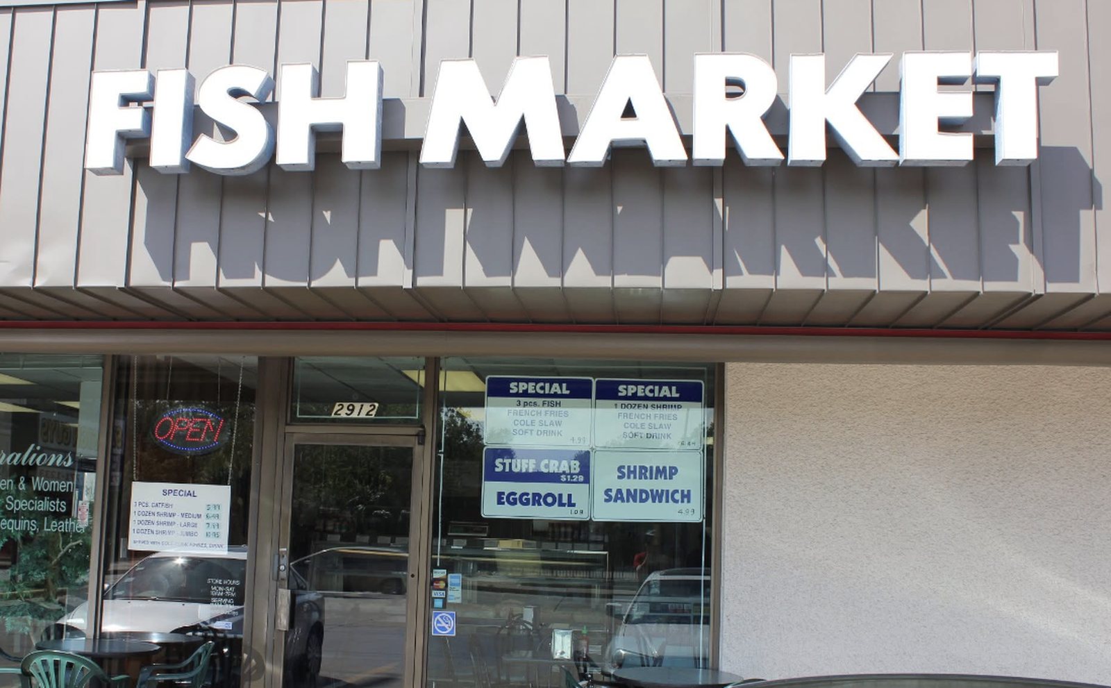 The Fountain View Fish Market storefront